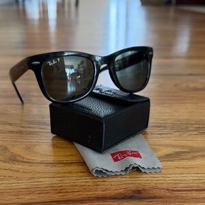 Ray-Ban Folding Wayfarer Sunglasses